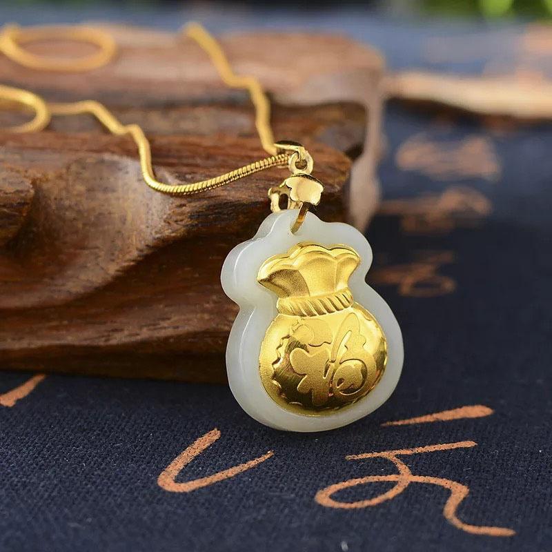 Hetische Jade-Anhänger-Halskette mit Geldbeutel für Reichtum & Glück - Necklace - TaoTempel