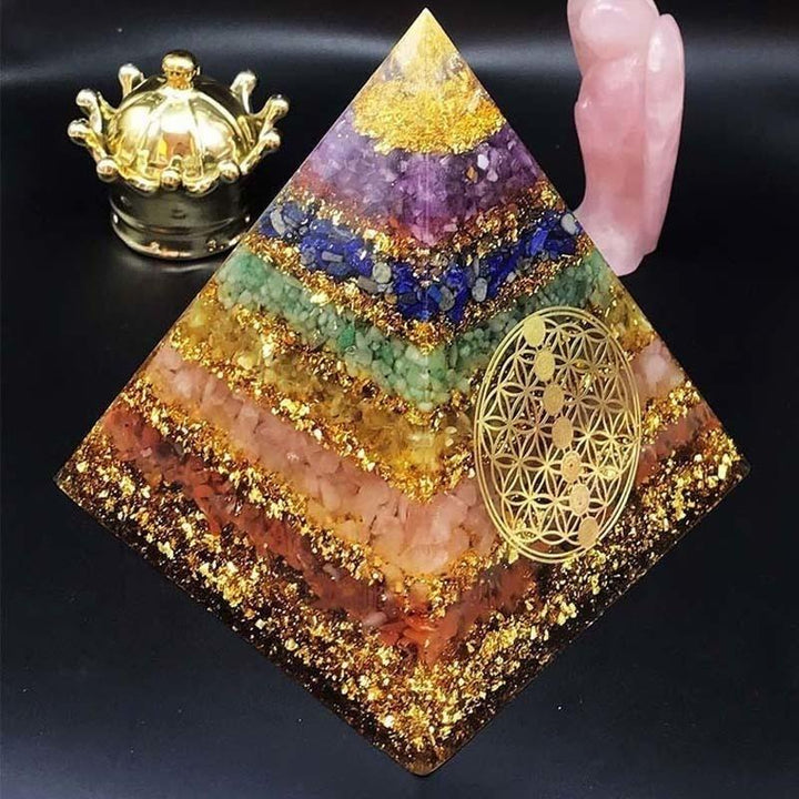 Sieben Chakra Heilende Orgon Pyramide - Home Decor - TaoTempel