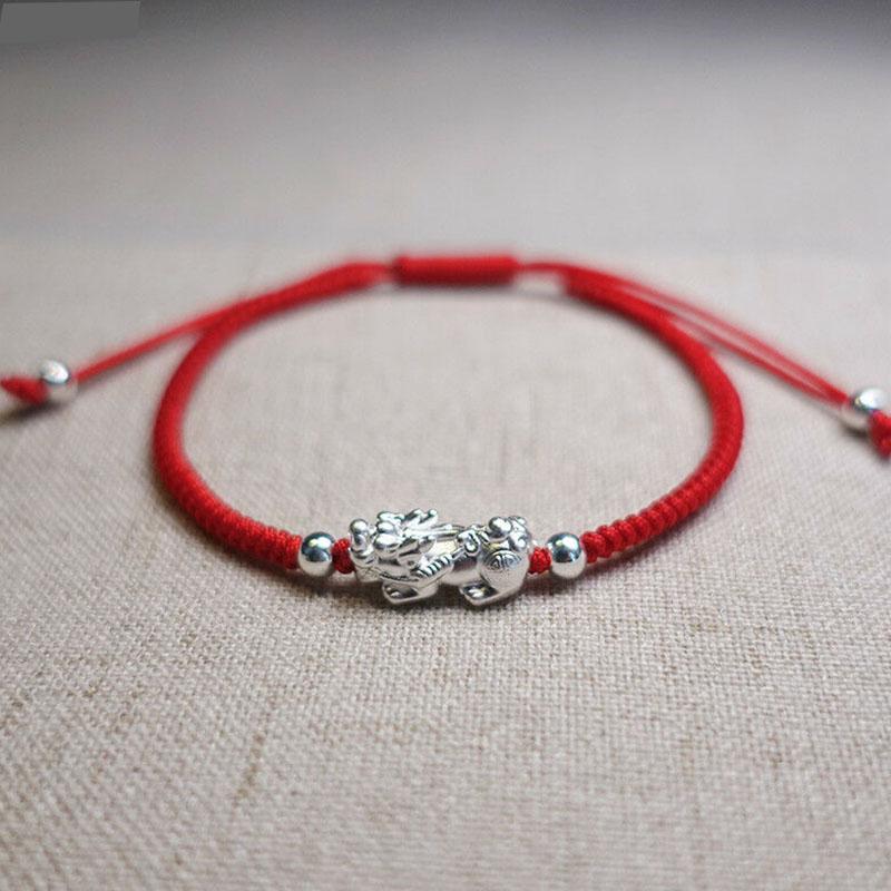 Rotes Schnurarmband mit silbernen Pixiu - Glück anziehen - Bracelet - TaoTempel