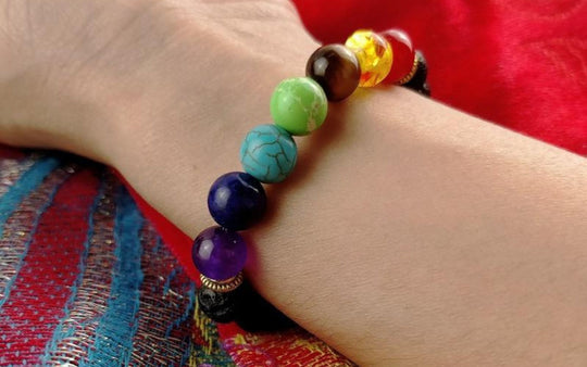 Wie man ein Chakra Armband aktiviert: Eine Schritt-für-Schritt-Anleitung