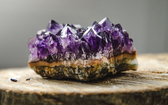Wie viel ist Amethyst wert? (Amethyst Wert Leitfaden 2024)