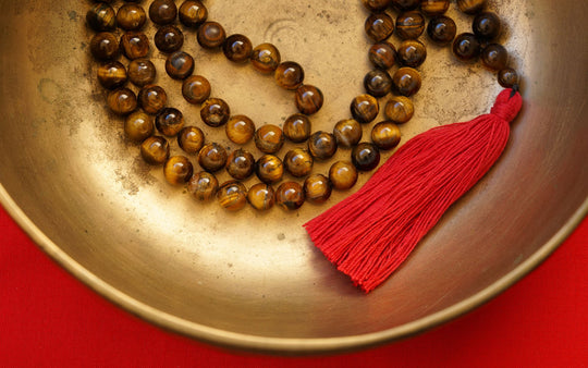 Wie wählt man ein Buddhistisches Armband aus? 7 Faktoren zu beachten
