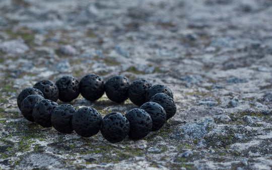 Lavastein Armband: Bedeutung, Vorteille und wie man es nutzt