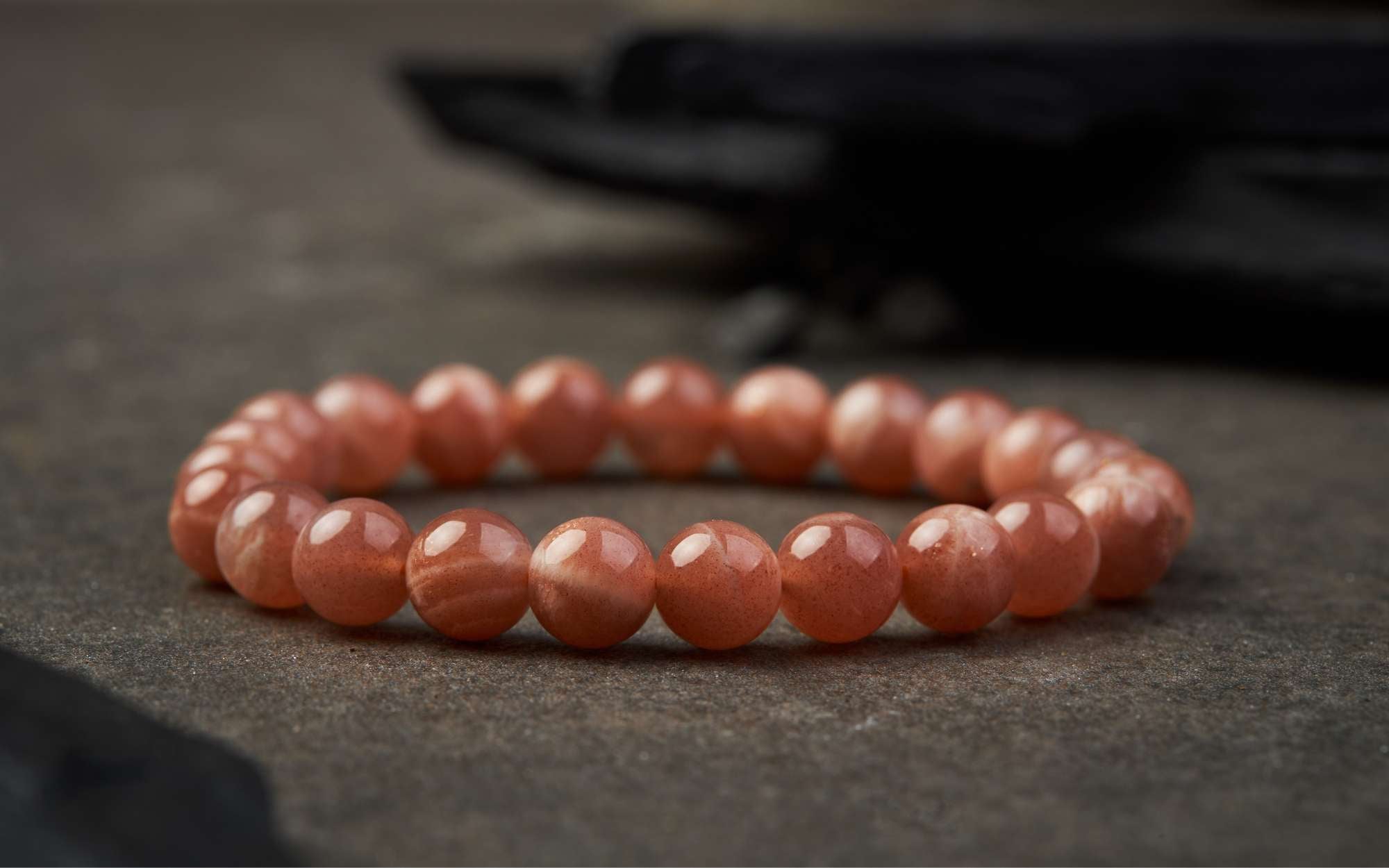 Sonnenstein Armband Bedeutung und Vorteile