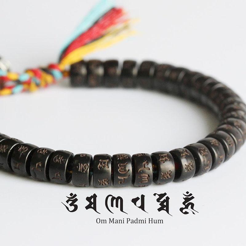 Perlenarmband aus Kokosnuss-Schalen mit eingraviertem Mantra - Weisheit & Spirituelle Energie - Bracelet - TaoTempel