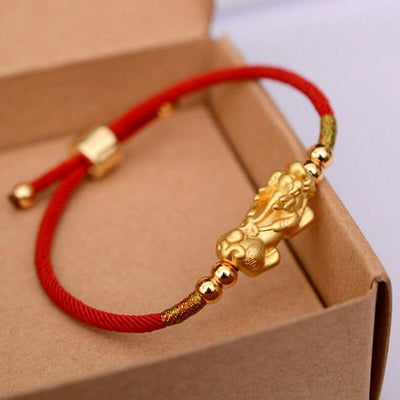 Rotes Kordelarmband mit Piyao-Anhänger - Bracelet - TaoTempel